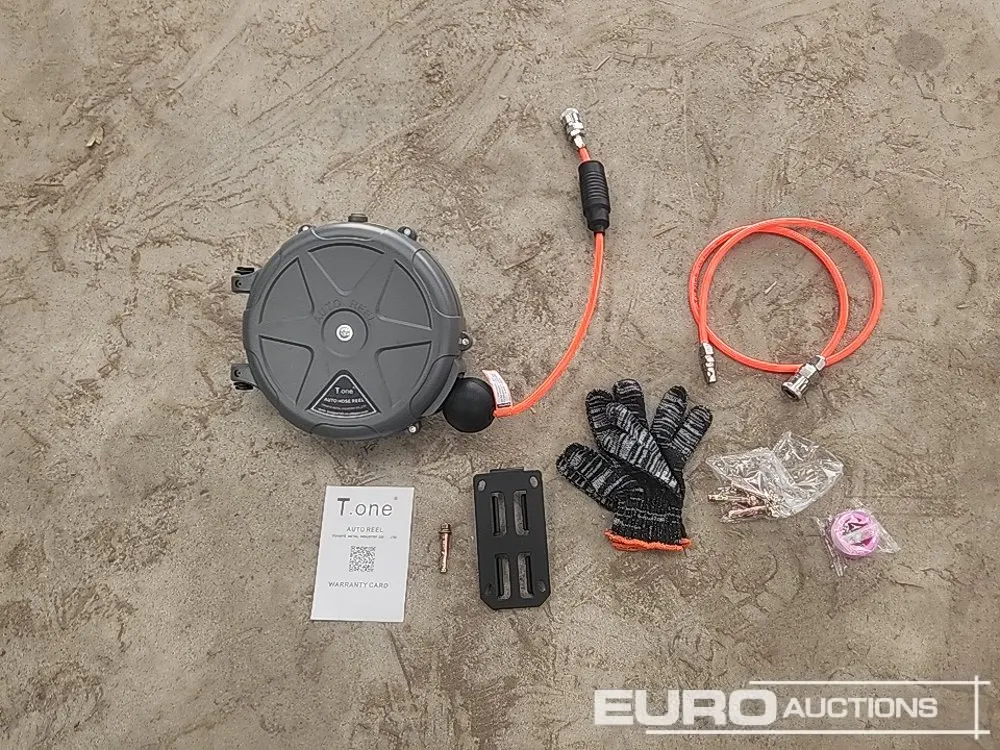 Unused 33ft Retractable Air Hose Reel