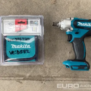 Unused Makita DTW190Z 18V LXT 1/2'' Impact Wrench c/w Makita 1/2" Wheel Nut Socket Set 