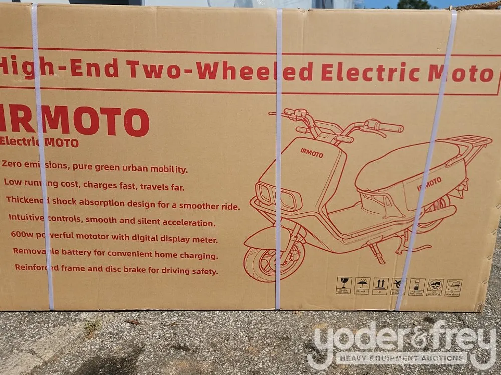 Unused IR IRMOTO High-End 2 Wheel Electric Scooter (Needs Assembled)