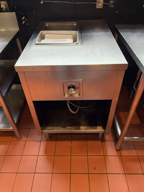 Stainless Steel Heated Food Well Table 26"x35"x35"