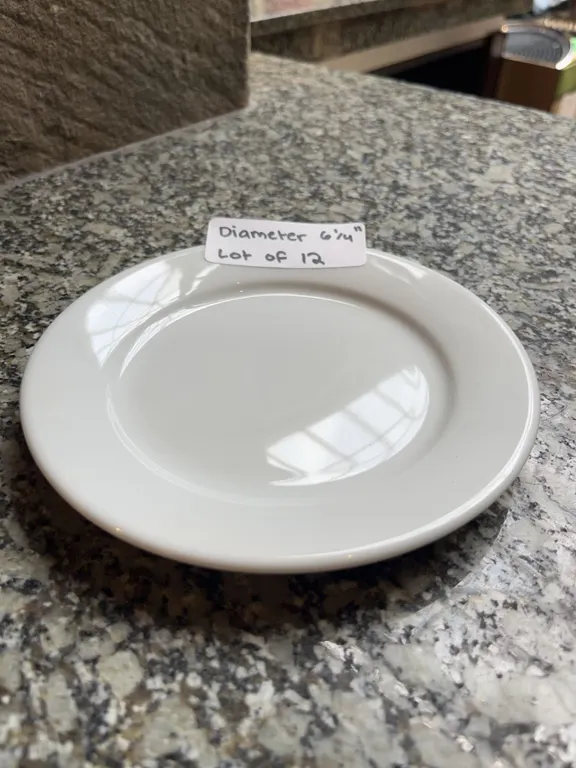 Lot of 12 - White Circular Dining Plates, 6.25" Diameter