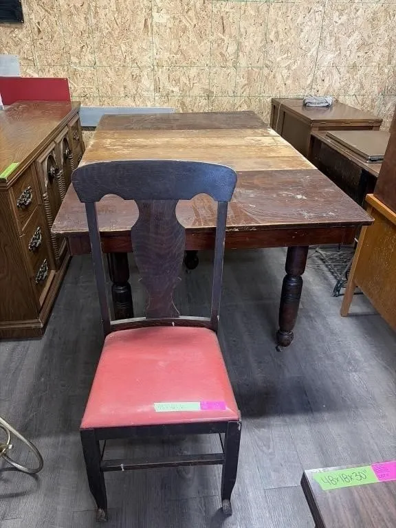 Antique Table with 3 Chairs and 4 leafs