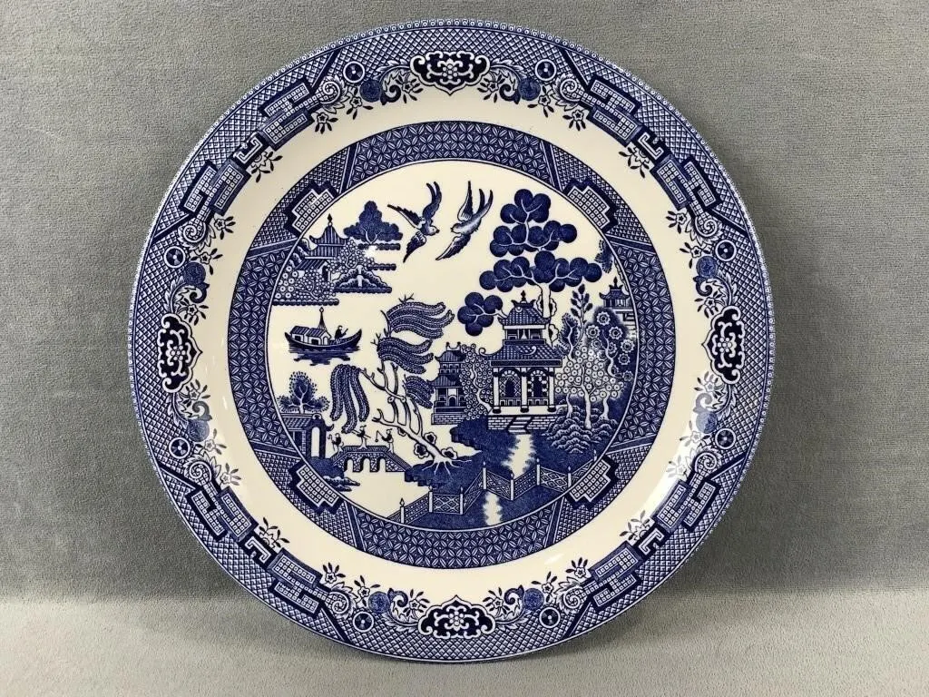 Decorative Churchill Plate