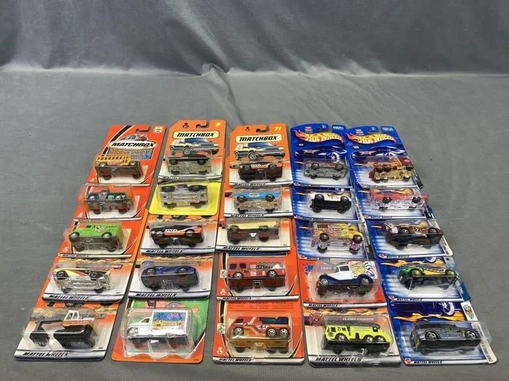 Collection of Hot Wheels & Matchbox Cars