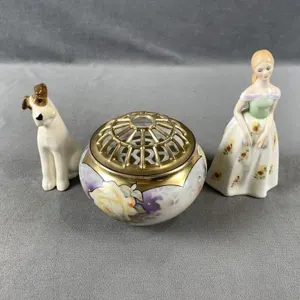 2 Figurines and Trinket Container