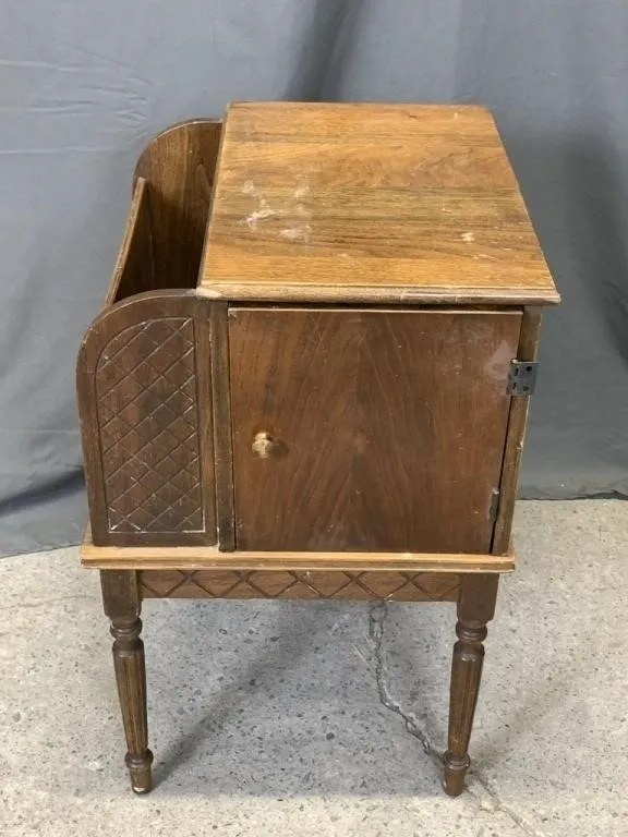 Wooden Humidor Stand