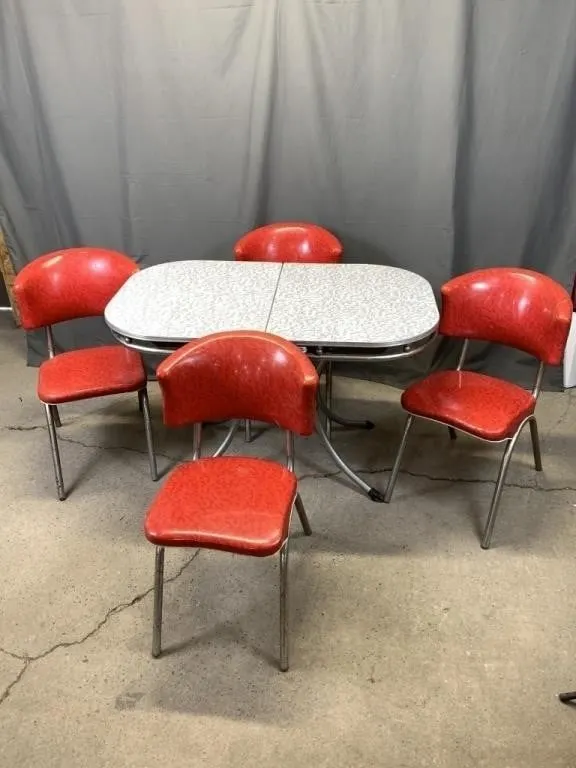 Retro Dining Table & Chairs