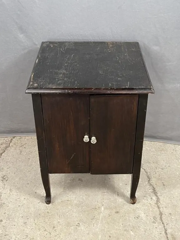 Record Cabinet