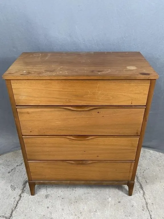 Kaufman 4 Drawer Stand Up Dresser