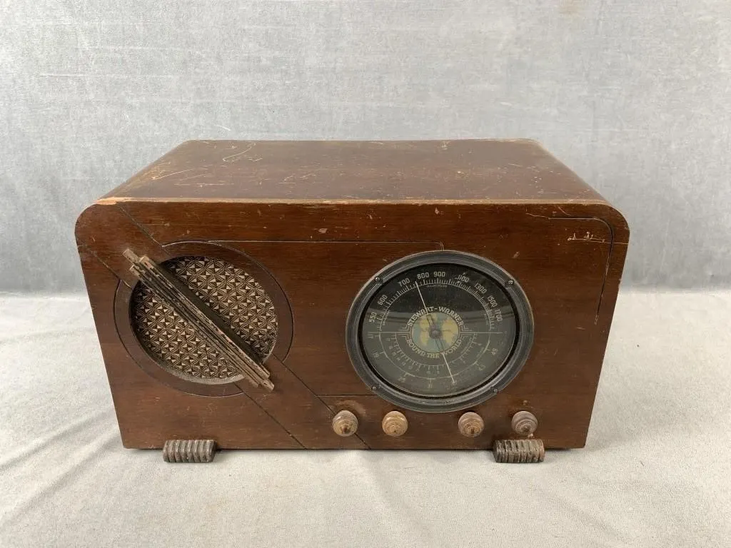 Stewart-Warner Radio