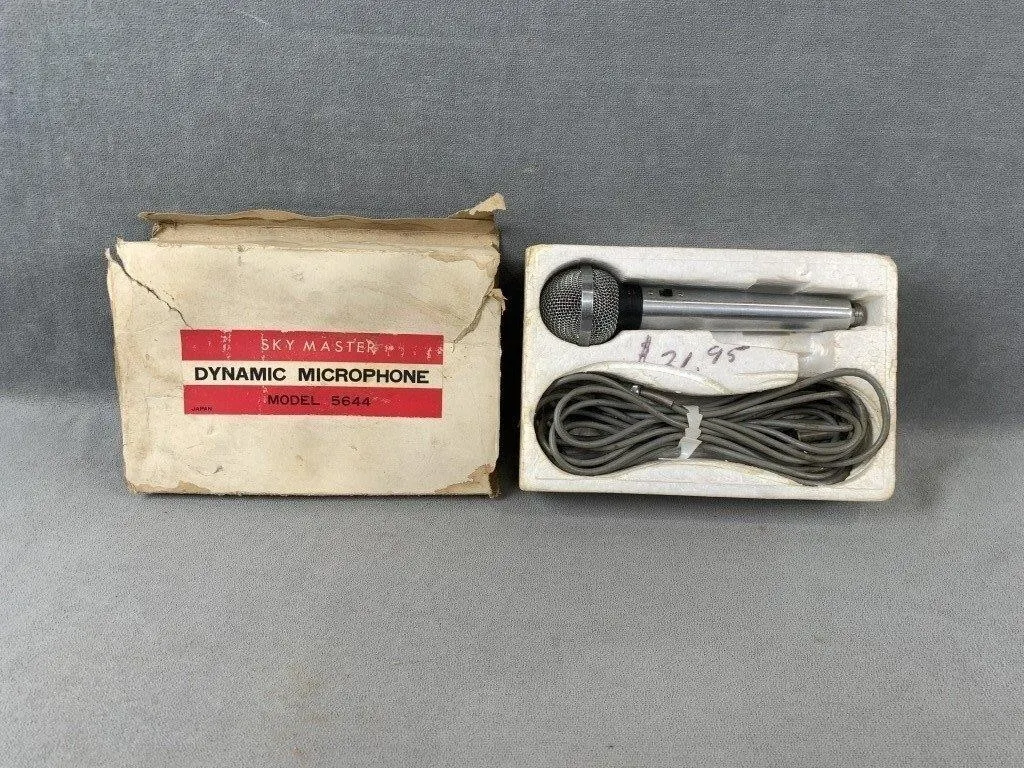 Skymaster Dynamic Microphone