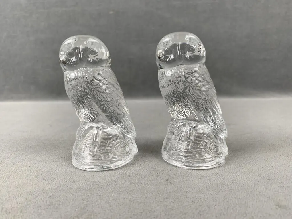 2 Glass Owl FIgurines