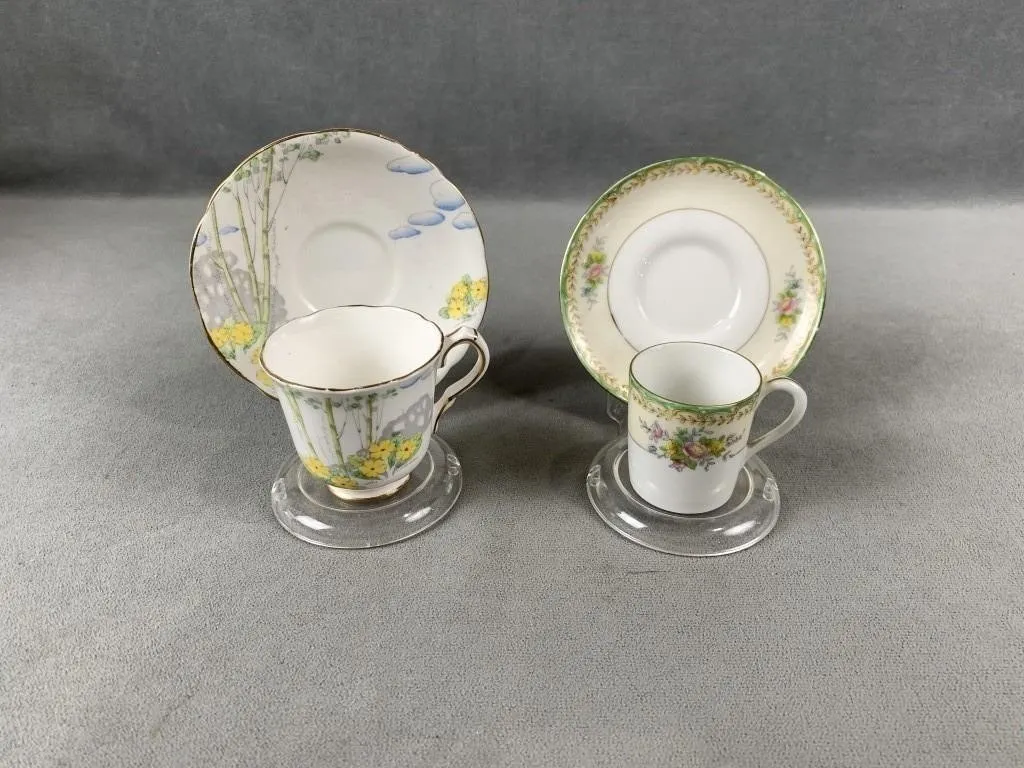 2 Teacups & Saucers