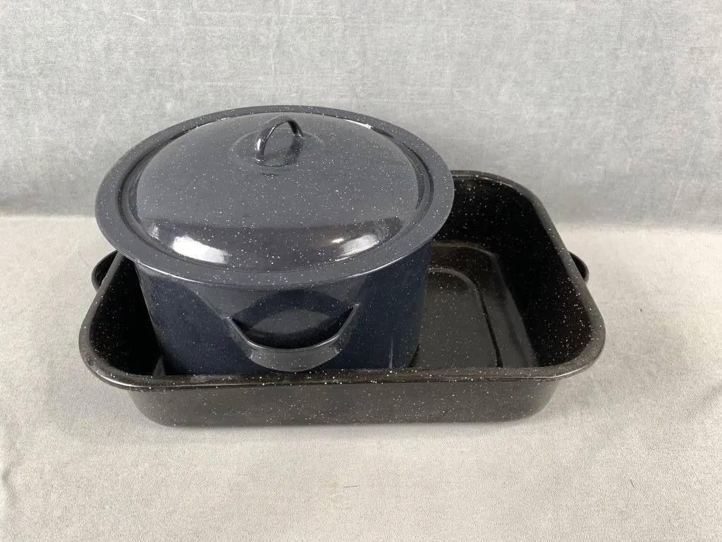 Granite Ware Roasting Pan, Pot with Lid
