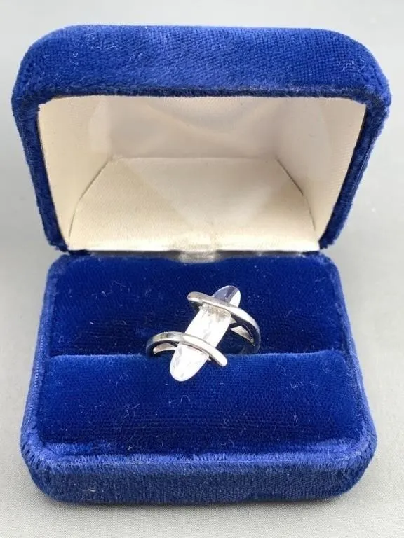 Sterling Ring w Clear Gemstone