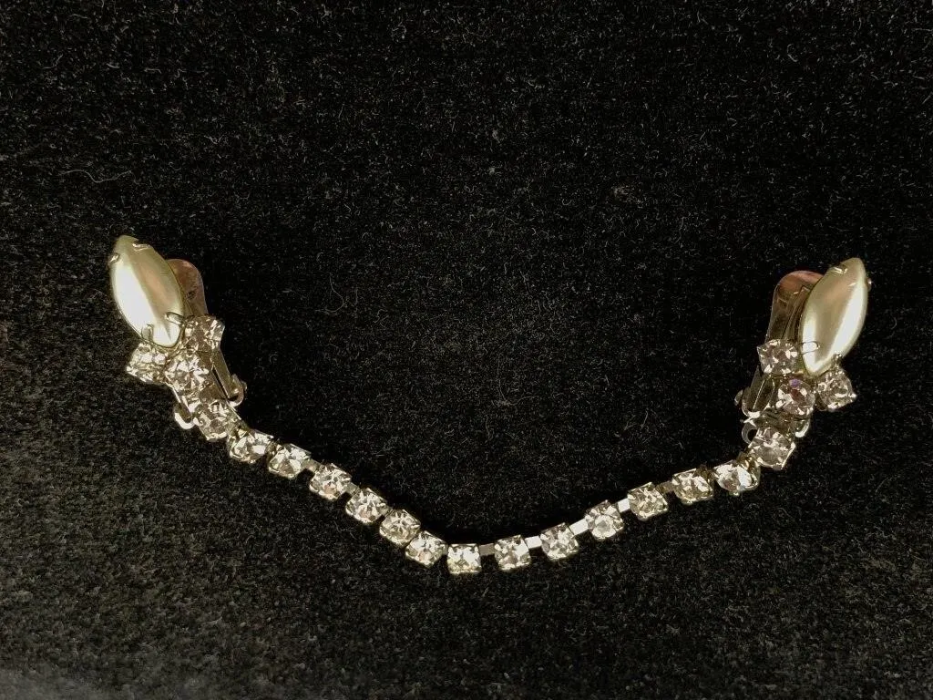 Double Collar Clip
