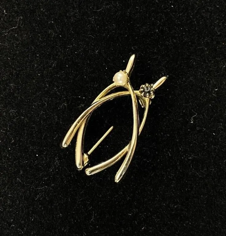Wishbone Brooch