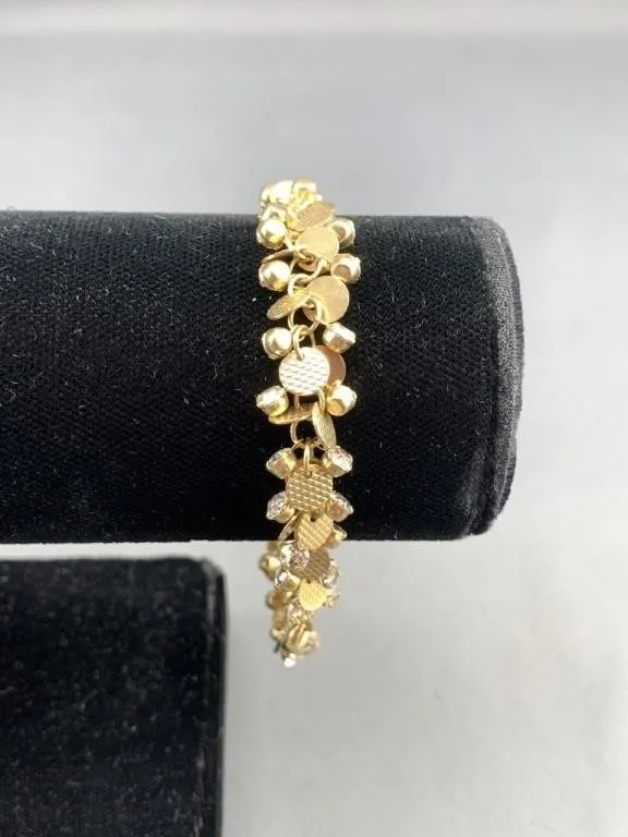 Gold Tone Tangle Bracelet