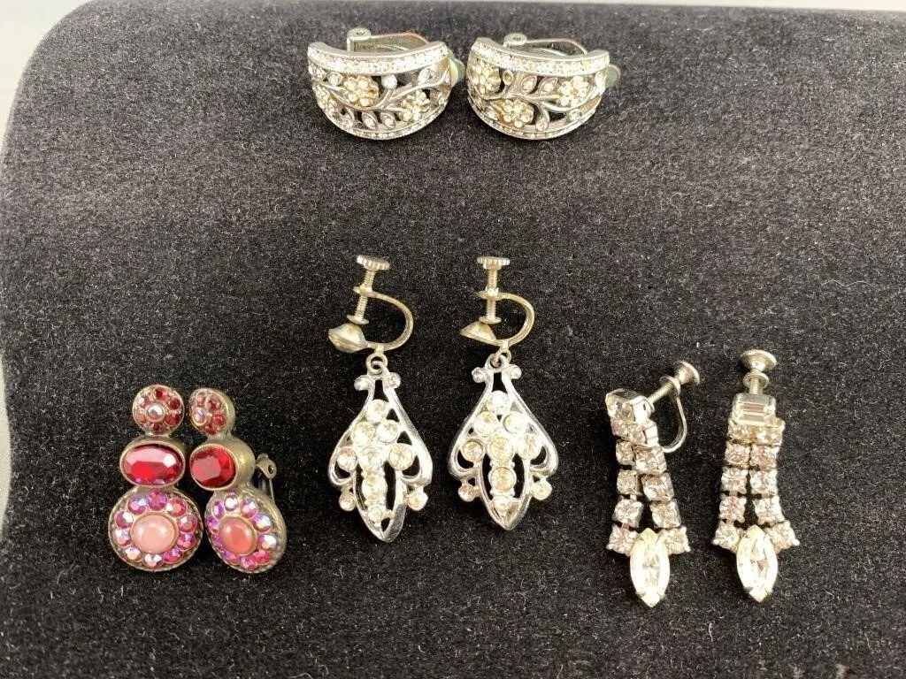 4 Pairs of Costume Earrings
