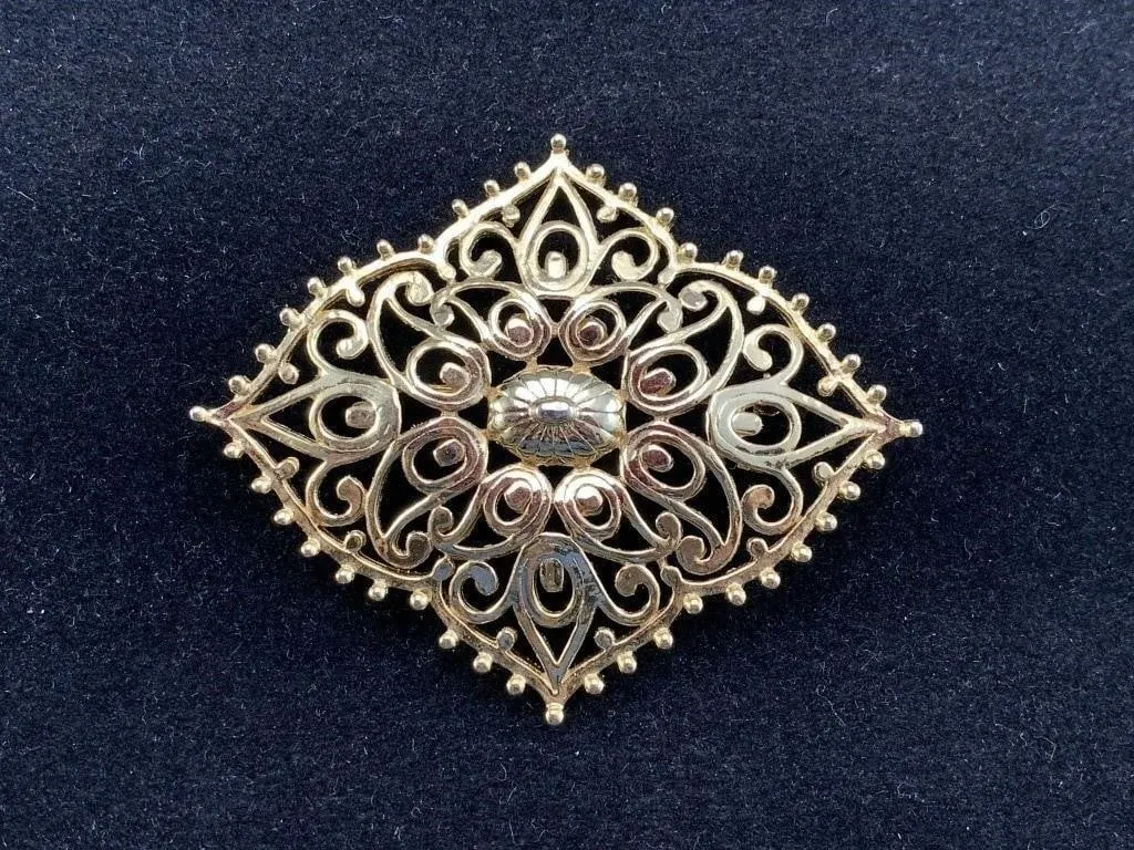 Gold Tone Brooch