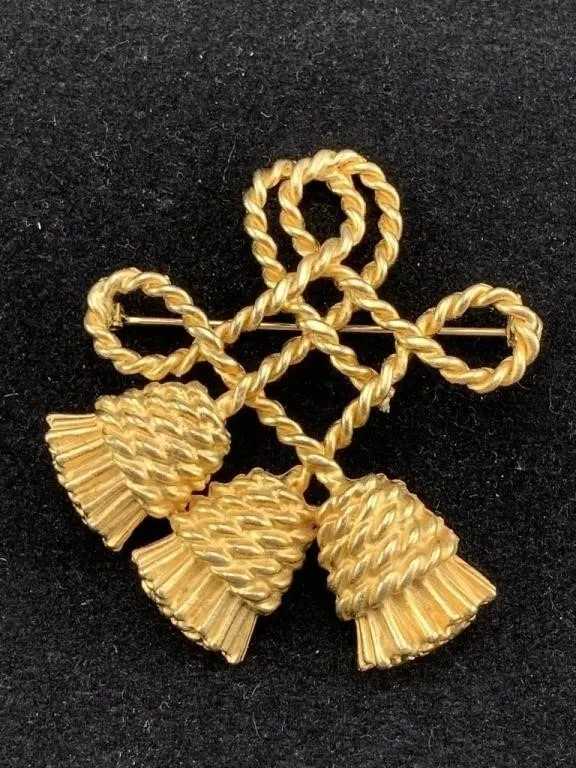 Knotted Rope Brooch
