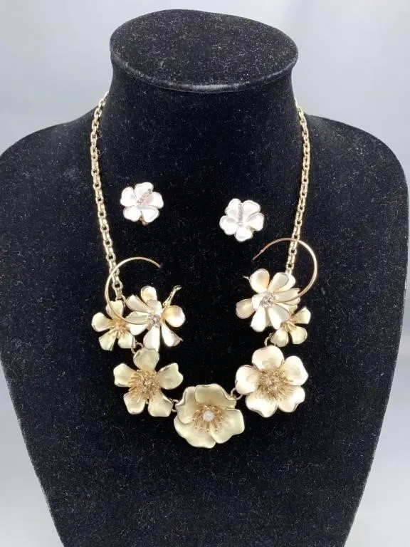 Anne Klein Floral Necklace w 2 Pair of Earrings