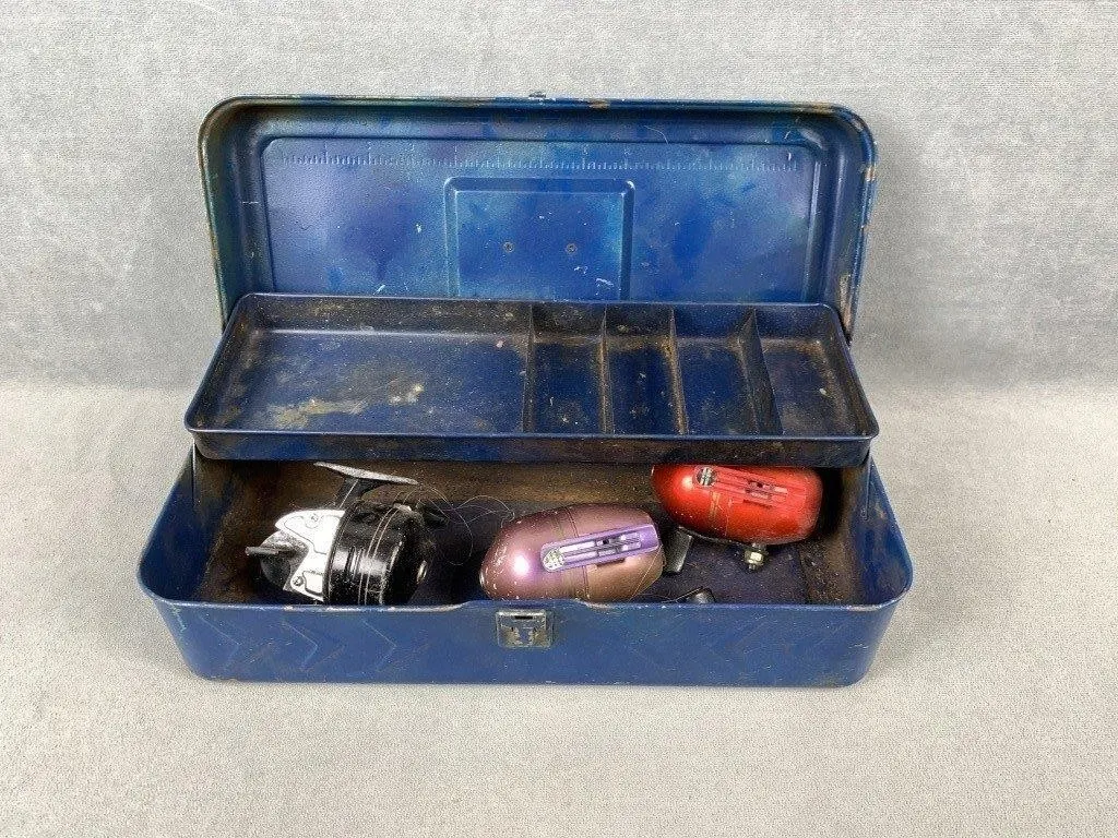 Tackle Box w Reels