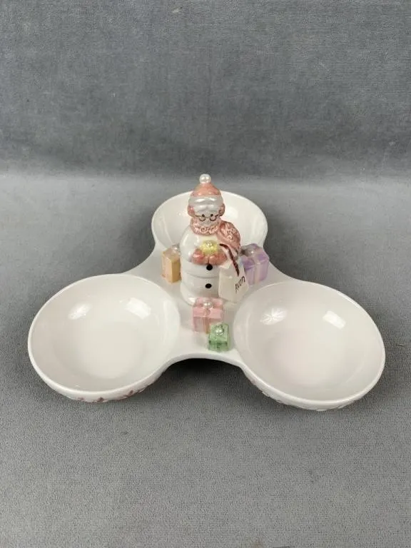 Avon "Avon Snowlady" Serving Tray