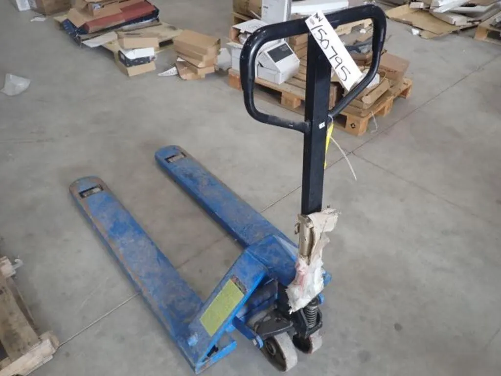 5,500 Lb Pallet Jack