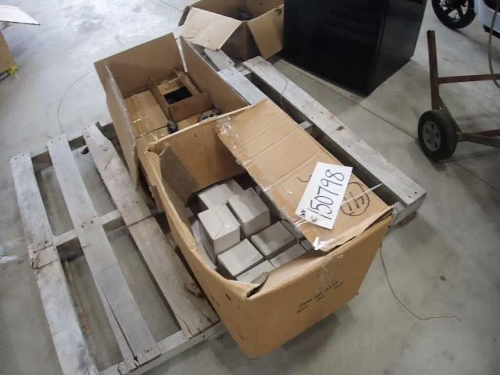 UNUSED Qty Of Pop-Up Sink Drains