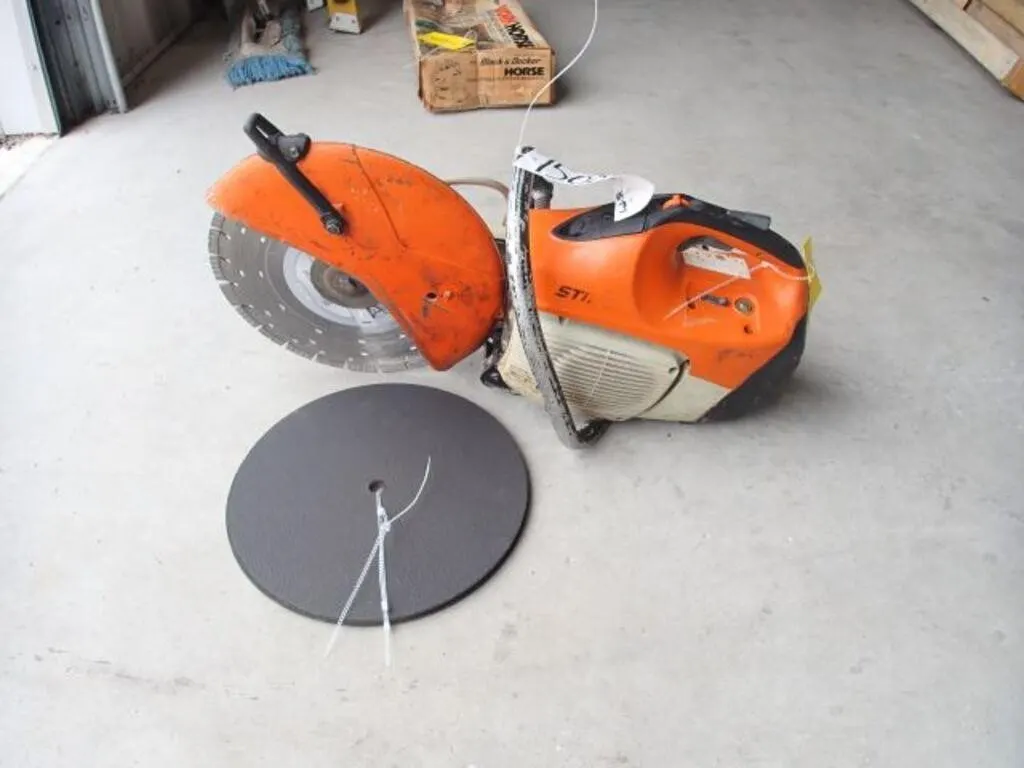 Stihl TS420 Saw