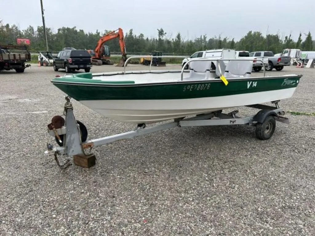 Niteram Futura 14 Ft Fiberglass Fishing Boat