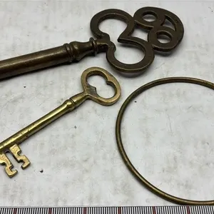 Large brass Skeleton Key lot
