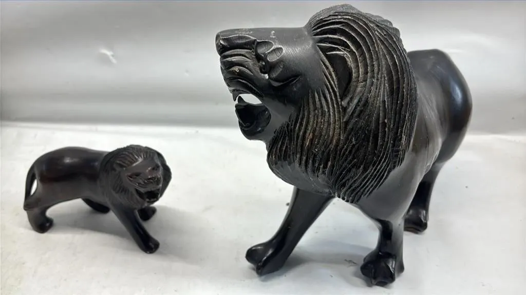 Vintage Wood Lion lot of 2 Carved wood