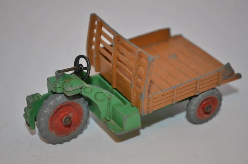 Dinky Toys No. 27g Motocart (later renumbered as