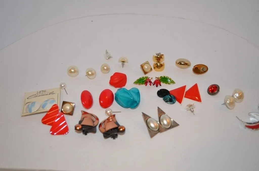 Diverse collection of vintage and retro costume