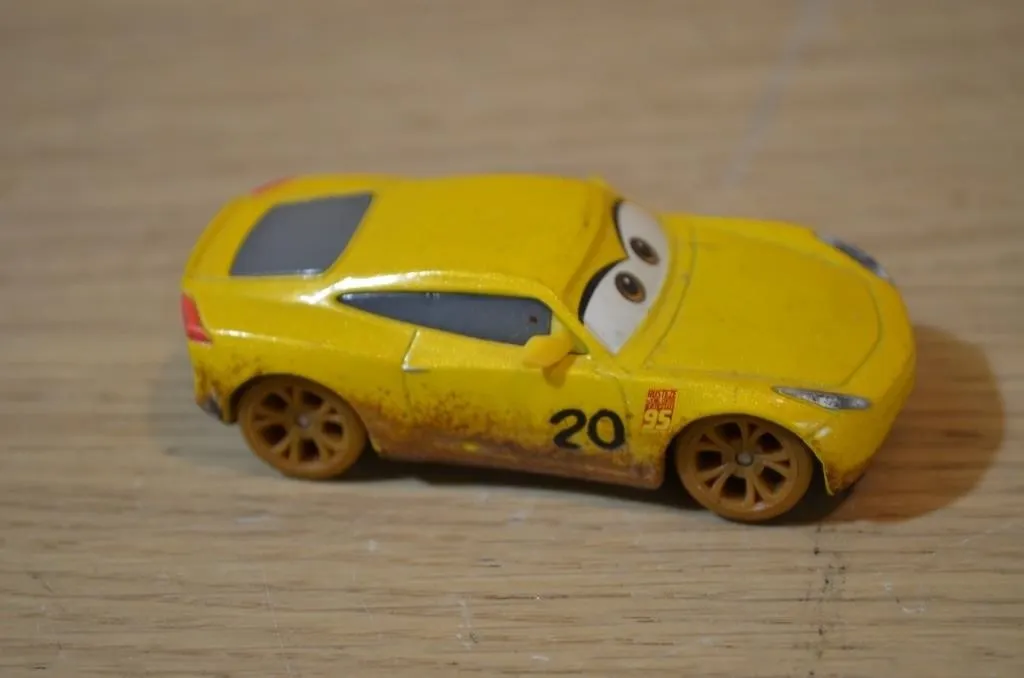 Disney Pixar Cars #20 Racer Yellow Mud Cruz