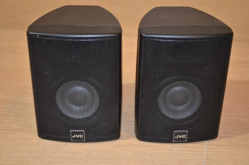 2 lot speakers model number SX-XC60