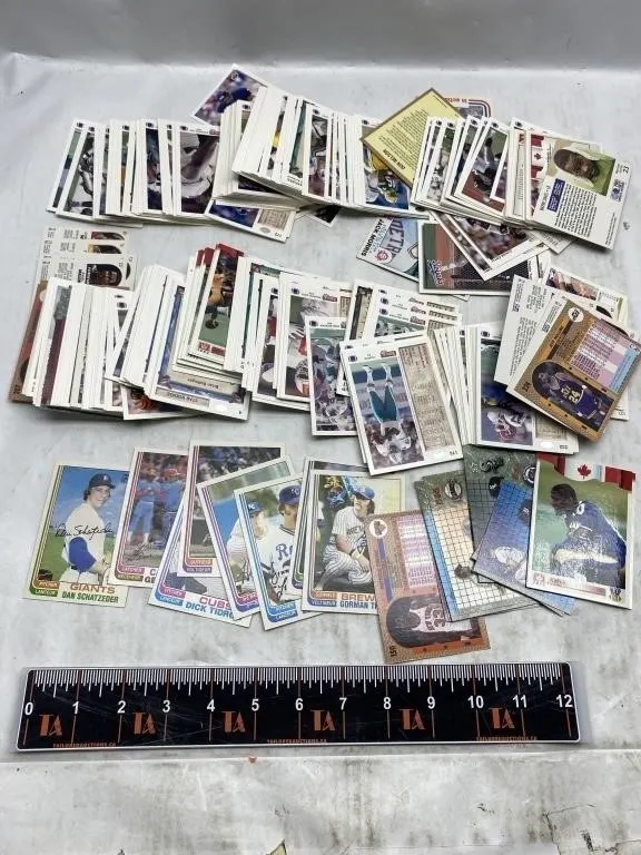 Vintage baseball, hockey & basketball trading
