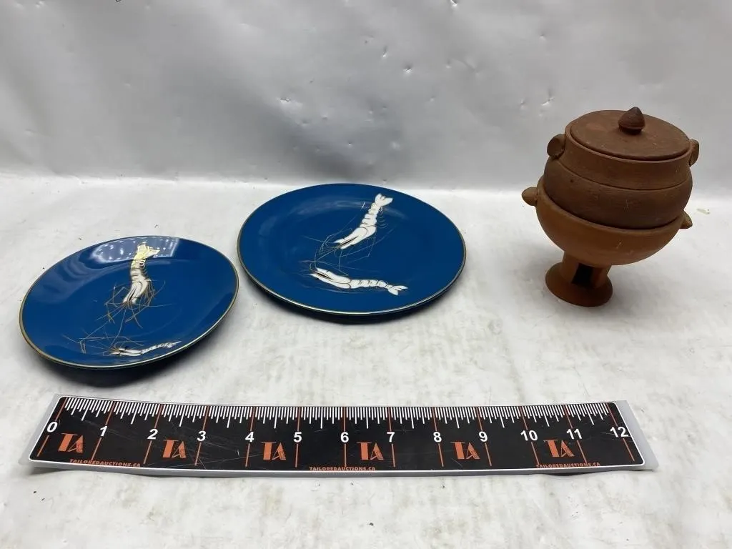 Blue shrimp-motif plates and terracotta lidded pot