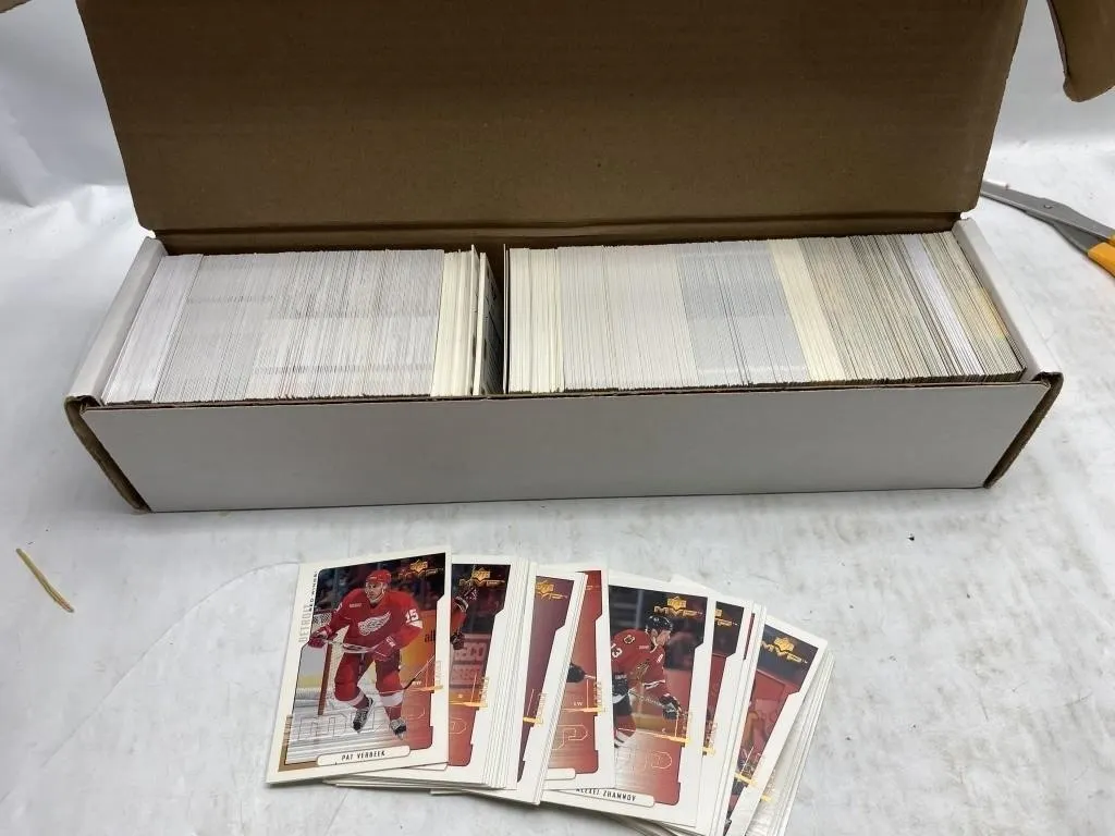 Upper Deck MVP Hockey Card Lot, Loaded Box