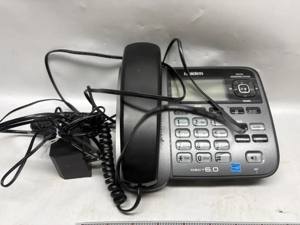 Uniden DECT 6.0 Corded Phone w/ Answering System