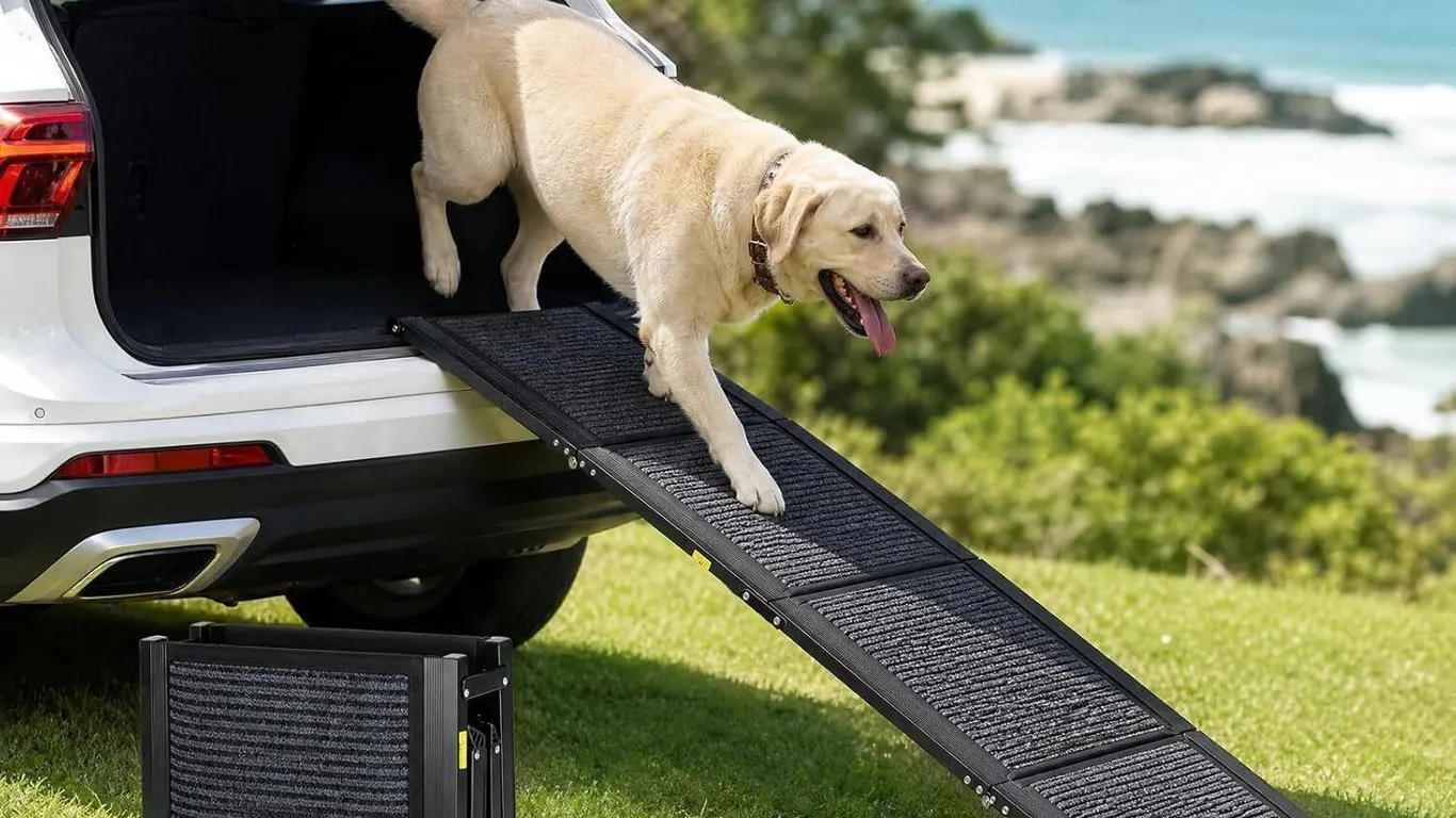 New $139 Dog Ramp for Car, Aluminum 67x17"