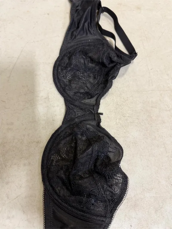 $30 (32DD) Coverage Minimizer Bras for Women Lace