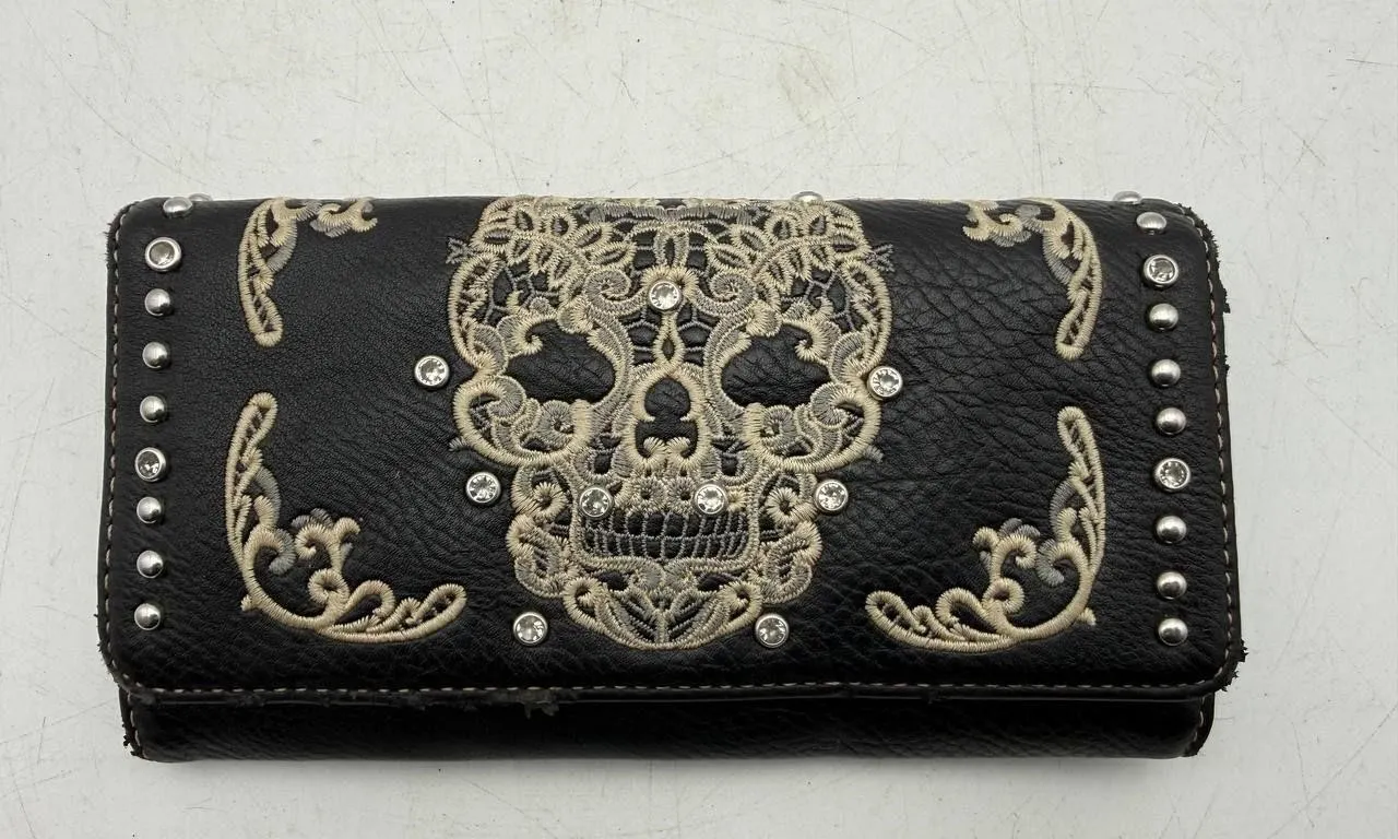 Montana West Sugar Skull Embroidered Wallet