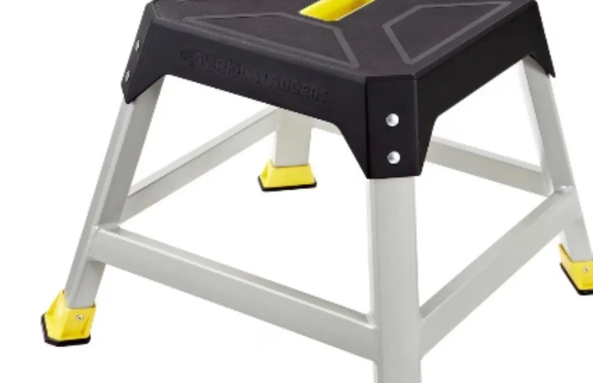 $100 Gorilla Ladders Heavy Duty Step Platform