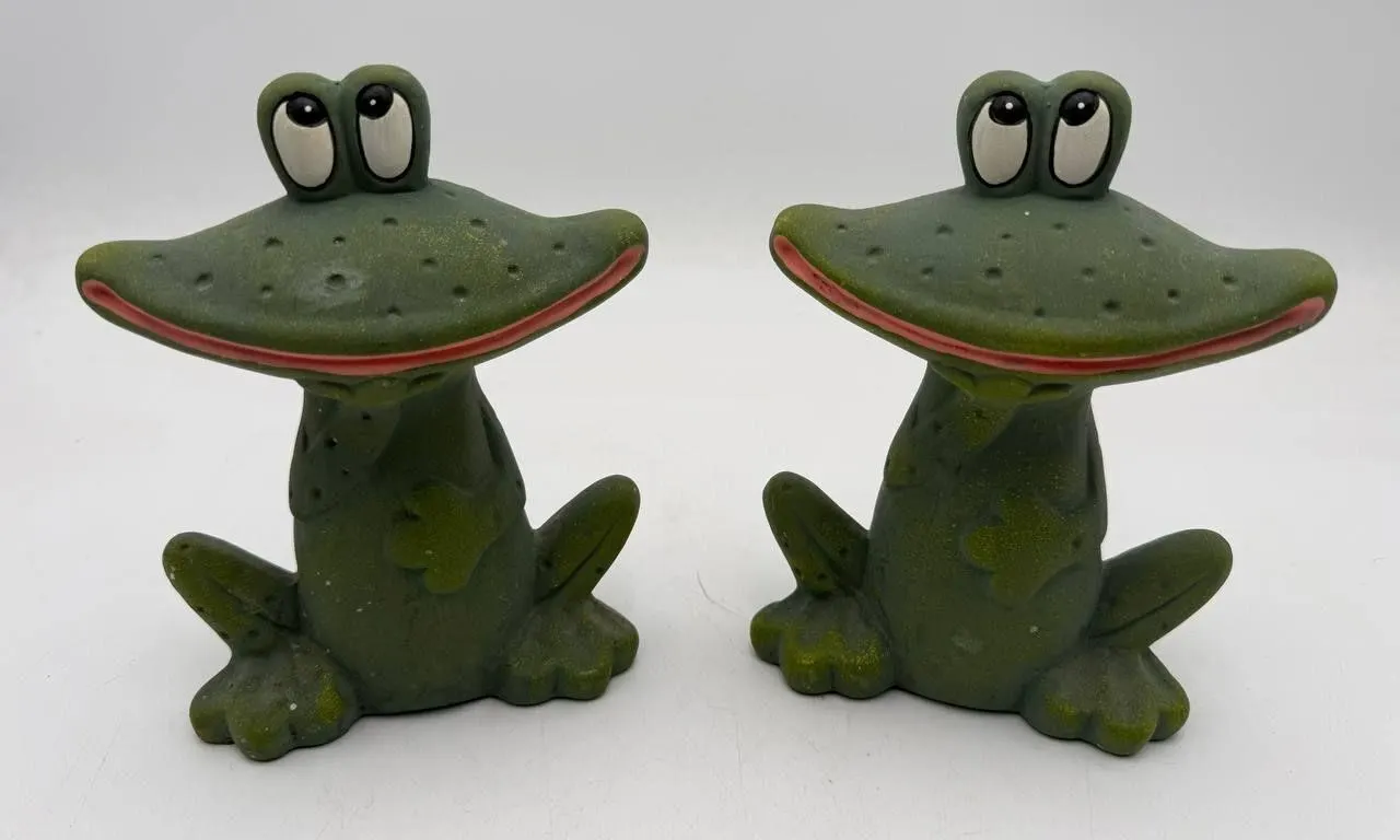 Pair of Decorative Frog Figurines
