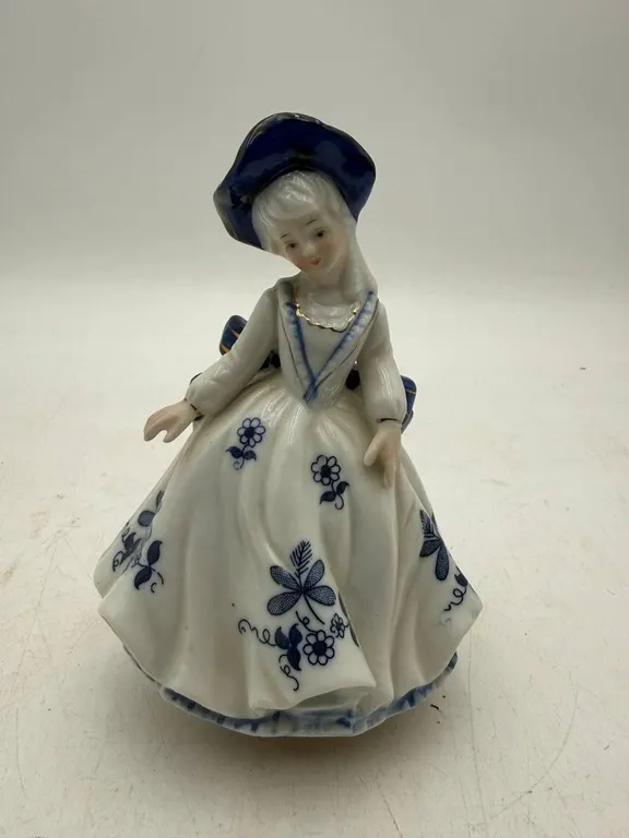 You Light Up My Life Music Figurine