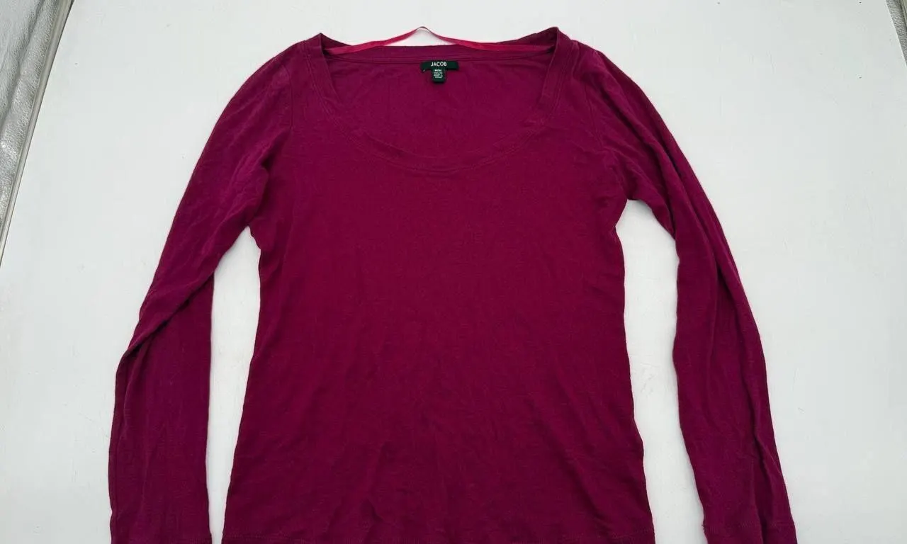 Jacob Women�s Long Sleeve Scoop Neck Top Burgundy