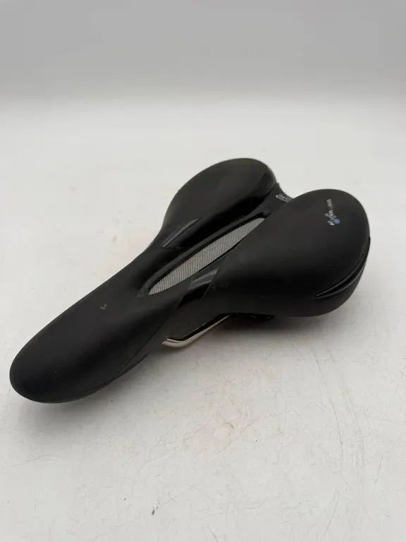 $100 Selle Royal Royalgel Comfort Bicycle Saddle